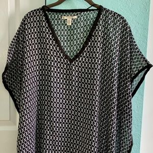 Black & White Coverup from Quagga